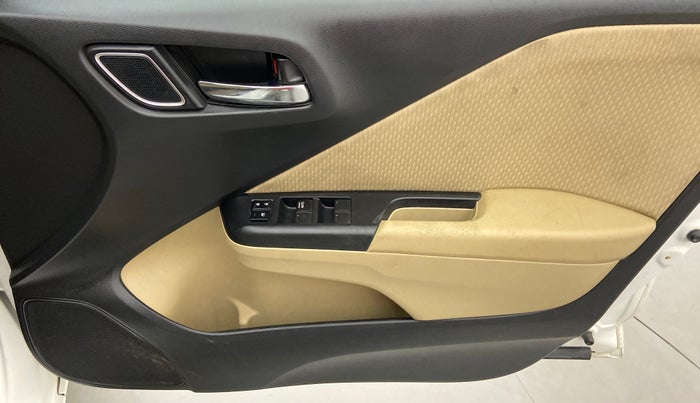 2019 Honda City 1.5L I-VTE V CVT, Petrol, Automatic, 25,357 km, Driver Side Door Panels Control