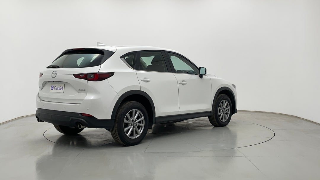 Right Back Diagonal (45- Degree) View