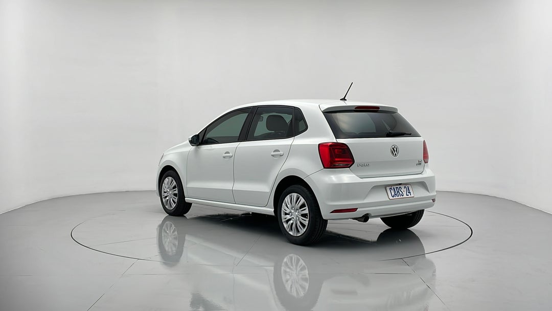 Left Back Diagonal (45- Degree) View