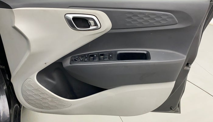 2020 Hyundai GRAND I10 NIOS SPORTZ 1.2 KAPPA VTVT CNG, CNG, Manual, 64,847 km, Driver Side Door Panels Control