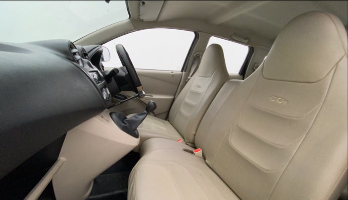2017 Datsun Go Plus T, Petrol, Manual, 32,528 km, Right Side Front Door Cabin