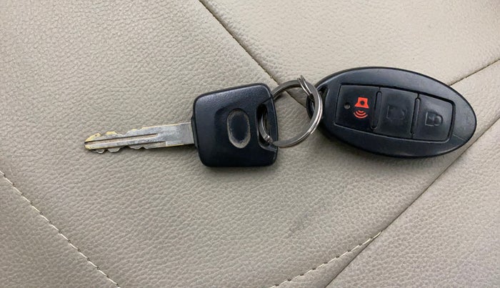 2017 Datsun Go Plus T, Petrol, Manual, 32,528 km, Lock system - Central lock not working