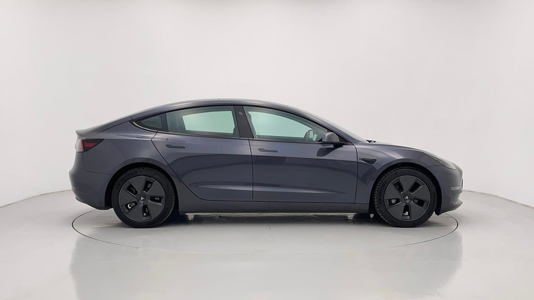 2023 Tesla Model 3 Long Range, Automatic, 39494 km, Right Side View