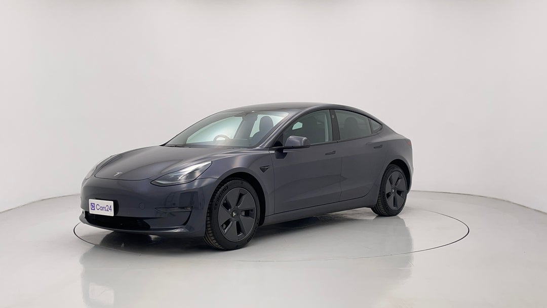 2023 Tesla Model 3 Long Range, Automatic, 39494 km, Left Front Diagonal (45- Degree) View