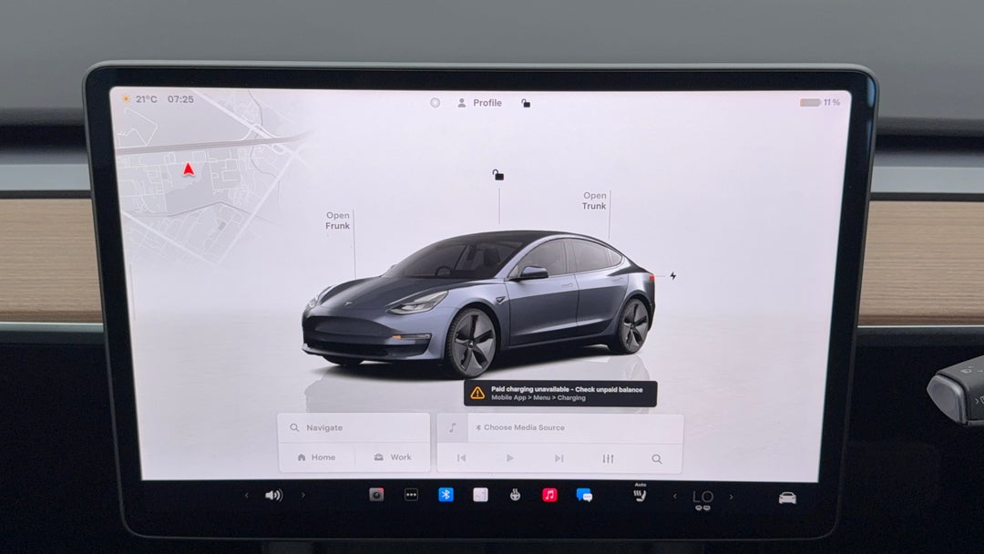 2023 Tesla Model 3 Long Range, Automatic, 39494 km, Infotainment System