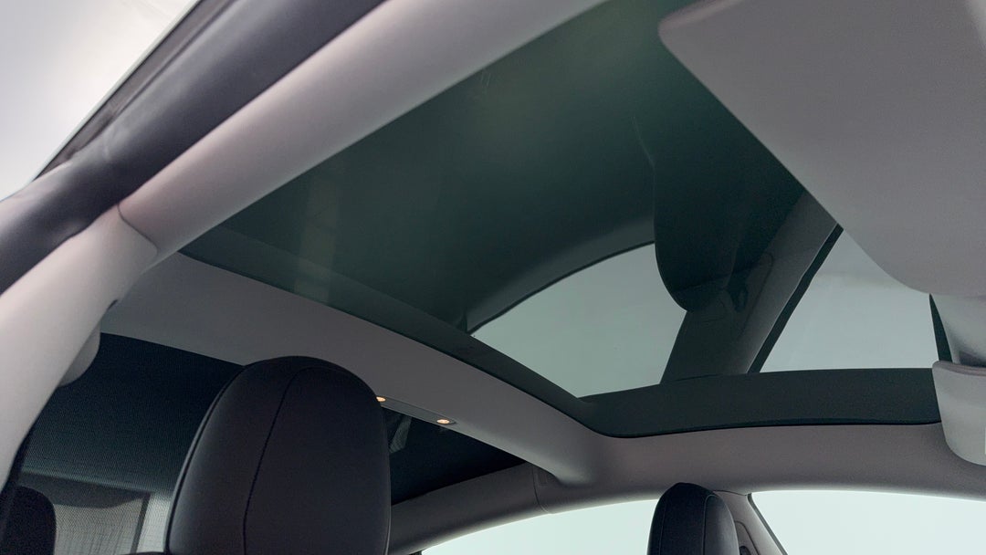 2023 Tesla Model 3 Long Range, Automatic, 39494 km, Interior Sunroof/Moonroof