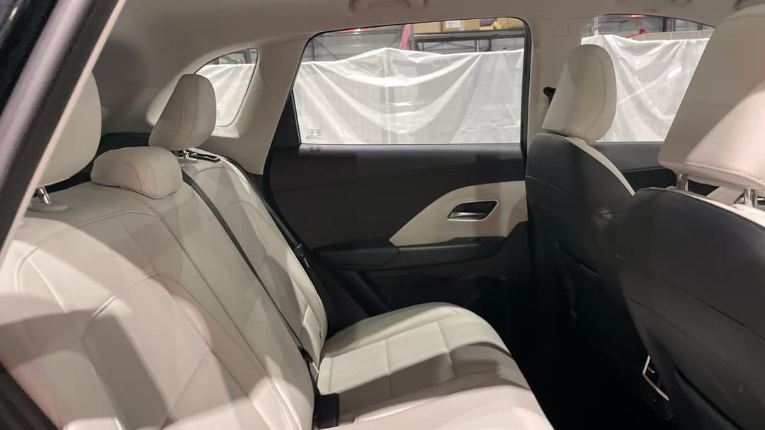 2024 MG ZS Hybrid+ Essence, Automatic, 26136 km, Right Side Rear Door Cabin View