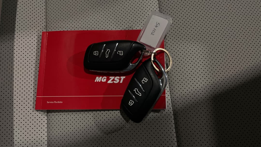 2024 MG ZS Hybrid+ Essence, Automatic, 26136 km, Key Close-up