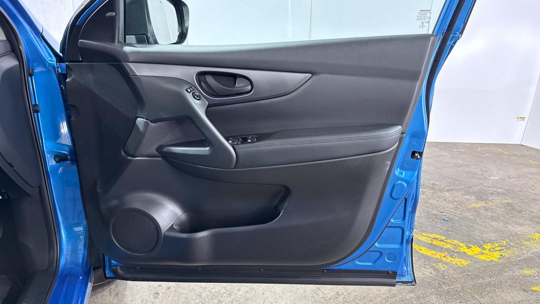 2020 Nissan Qashqai St+, Automatic, 110188 km, Speaker View