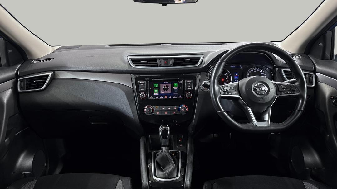 2020 Nissan Qashqai St+, Automatic, 110188 km, Dashboard View