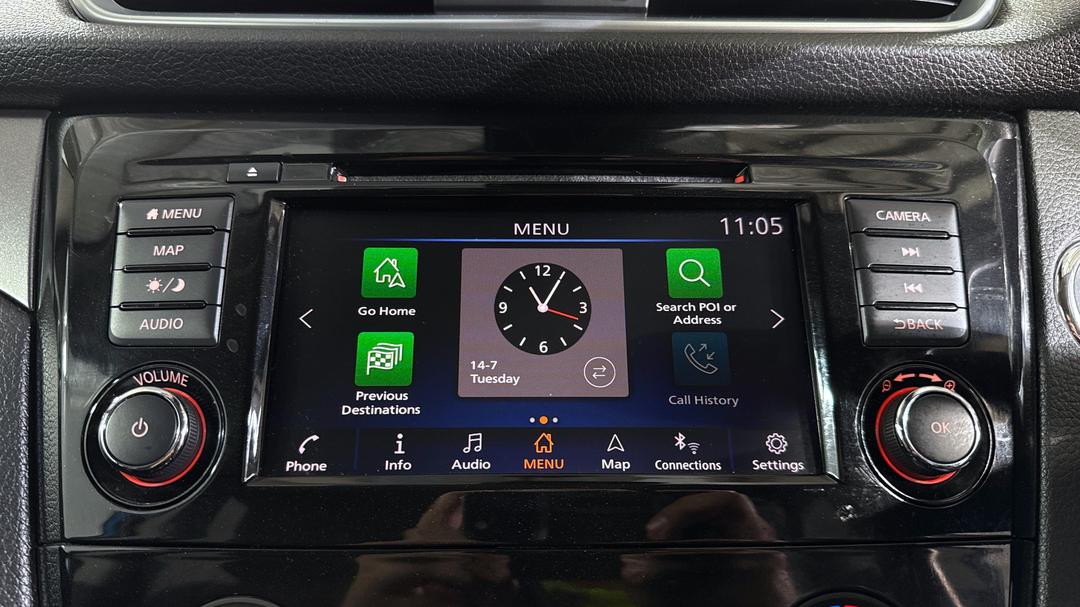 2020 Nissan Qashqai St+, Automatic, 110188 km, Infotainment System