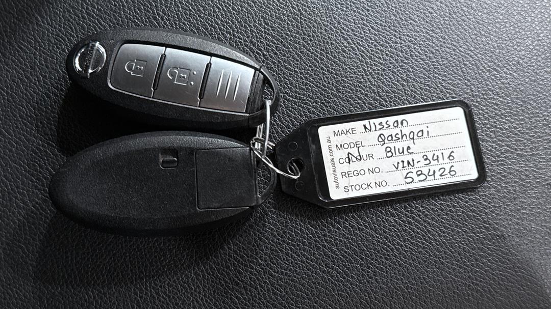 2020 Nissan Qashqai St+, Automatic, 110188 km, Key Close-up