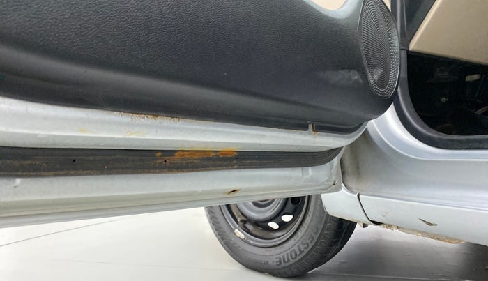 2019 Hyundai NEW SANTRO SPORTZ MT, Petrol, Manual, 53,855 km, Front passenger door - Slight discoloration
