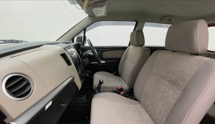 2015 Maruti Wagon R 1.0 VXI, Petrol, Manual, 52,262 km, Right Side Front Door Cabin