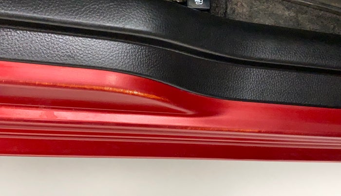 2015 Maruti Wagon R 1.0 VXI, Petrol, Manual, 52,262 km, Right running board - Minor scratches