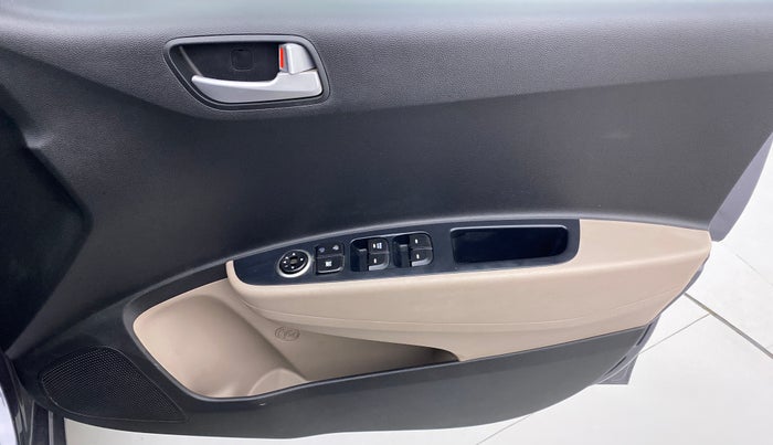 2017 Hyundai Grand i10 SPORTZ 1.2 KAPPA VTVT, Petrol, Manual, 36,397 km, Driver Side Door Panels Control
