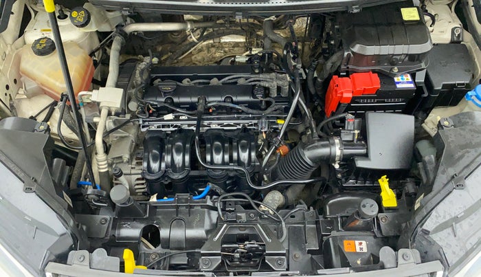 2015 Ford Ecosport 1.5 TITANIUM TI VCT AT, Petrol, Automatic, 69,828 km, Engine Bonet View