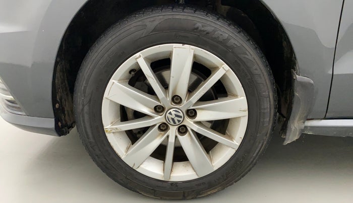 2016 Volkswagen Ameo HIGHLINE DSG 1.5 DIESEL , Diesel, Automatic, 84,695 km, Left Front Wheel