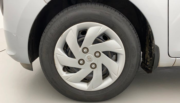 2019 Hyundai NEW SANTRO SPORTZ CNG, CNG, Manual, 79,956 km, Left Front Wheel