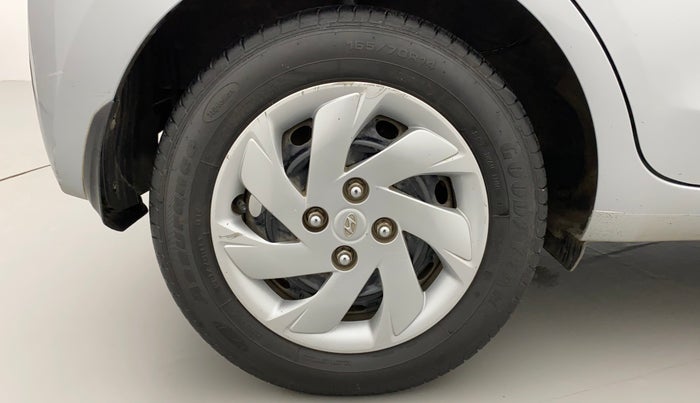 2019 Hyundai NEW SANTRO SPORTZ CNG, CNG, Manual, 79,980 km, Right Rear Wheel