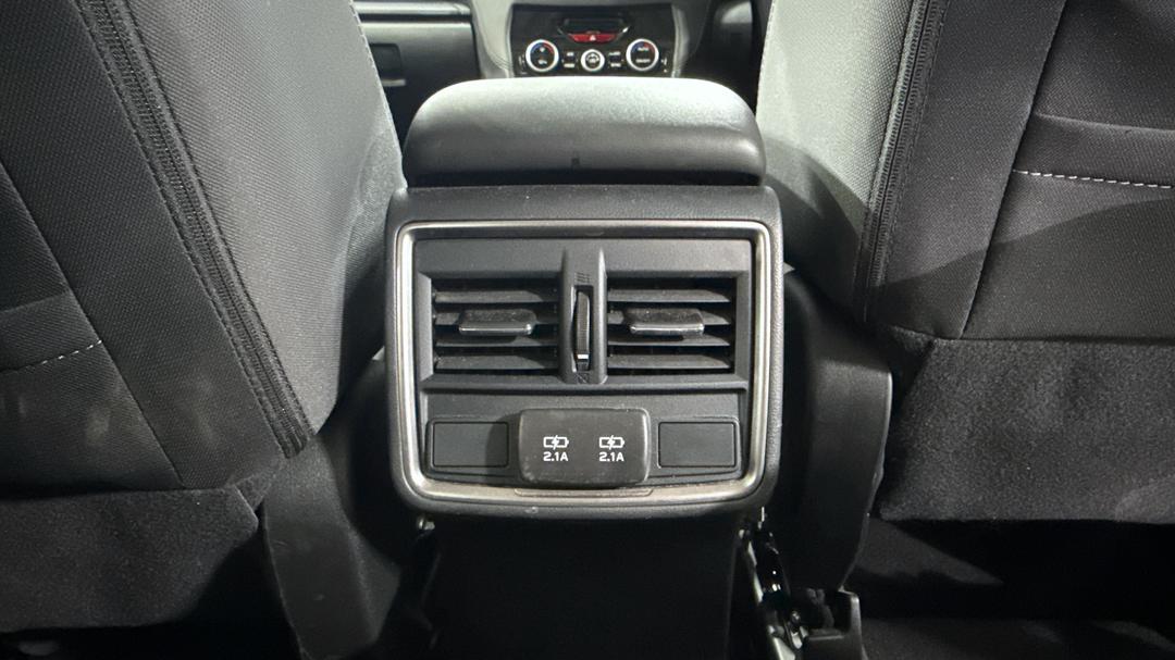 2024 Subaru Forester 2.5i (AWD), Automatic, 53825 km, Rear A/C Vent