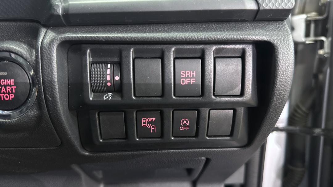 2024 Subaru Forester 2.5i (AWD), Automatic, 53825 km, Utility Switches/Buttons