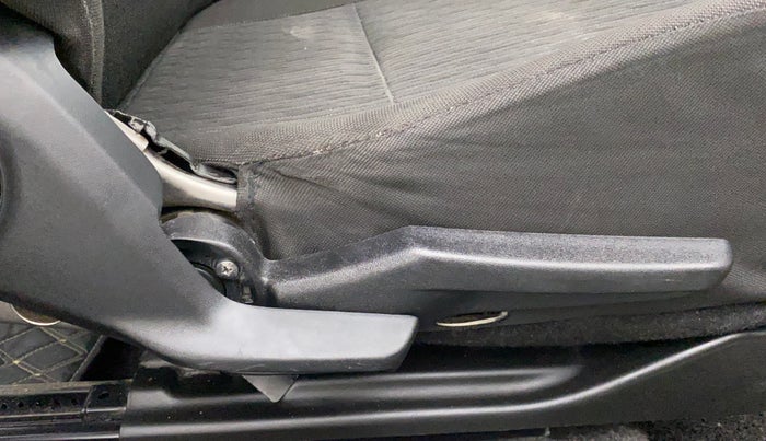 2017 Maruti Baleno DELTA CVT PETROL 1.2, Petrol, Automatic, 40,604 km, Driver Side Adjustment Panel