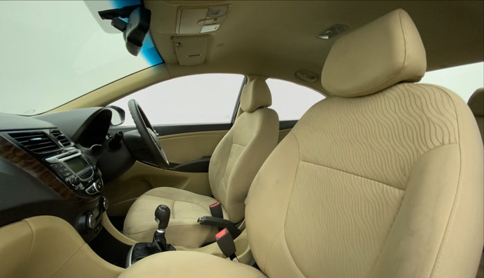 2012 Hyundai Verna FLUIDIC 1.6 VTVT SX, Petrol, Manual, 61,689 km, Right Side Front Door Cabin