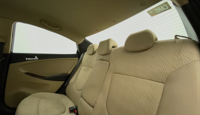 2012 Hyundai Verna FLUIDIC 1.6 VTVT SX, Petrol, Manual, 61,689 km, Right Side Rear Door Cabin