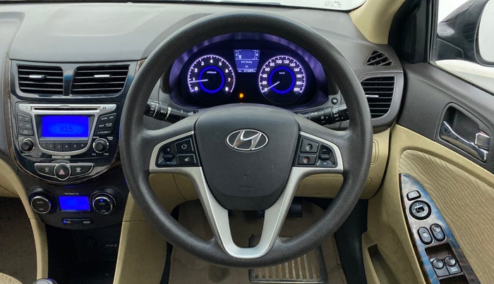 2012 Hyundai Verna FLUIDIC 1.6 VTVT SX, Petrol, Manual, 61,689 km, Steering Wheel Close Up