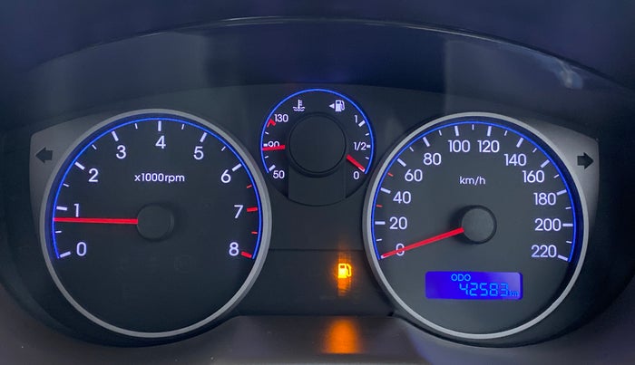 2011 Hyundai i20 SPORTZ 1.2 O, Petrol, Manual, 42,612 km, Odometer Image