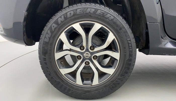 2014 Nissan Terrano XV 110 DIESEL, Diesel, Manual, 46,875 km, Right Rear Wheel