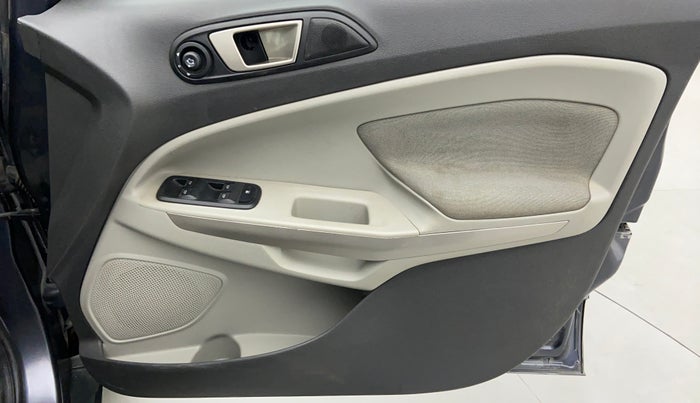 2013 Ford Ecosport 1.5 TITANIUM TI VCT, Petrol, Manual, 87,890 km, Driver Side Door Panels Control