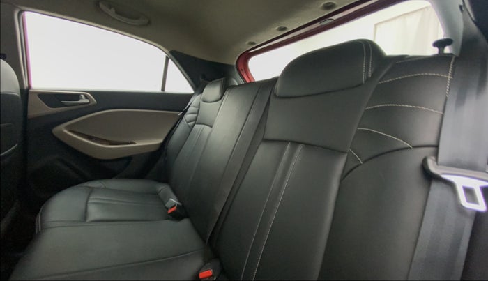 2018 Hyundai Elite i20 MAGNA EXECUTIVE 1.2, Petrol, Manual, 37,132 km, Right Side Rear Door Cabin