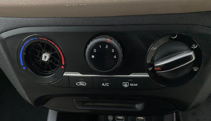 2019 Hyundai Elite i20 SPORTZ PLUS 1.2, Petrol, Manual, 52,939 km, AC Unit - Minor issue in the heater switch