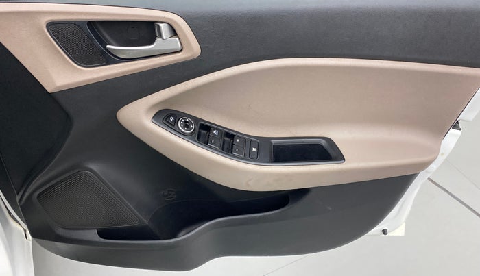2019 Hyundai Elite i20 SPORTZ PLUS 1.2, Petrol, Manual, 52,939 km, Driver Side Door Panels Control