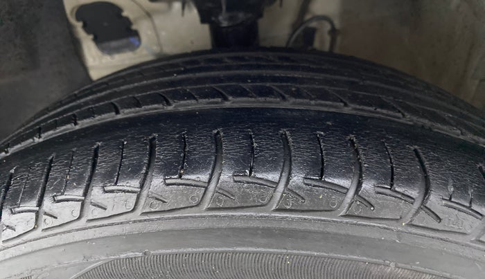 2019 Hyundai Elite i20 SPORTZ PLUS 1.2, Petrol, Manual, 52,939 km, Left Front Tyre Tread