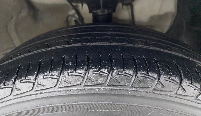 2019 Hyundai Elite i20 SPORTZ PLUS 1.2, Petrol, Manual, 52,939 km, Right Front Tyre Tread