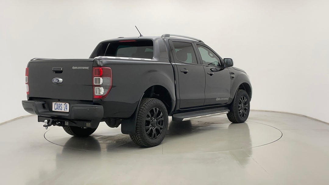 Right Back Diagonal (45- Degree) View