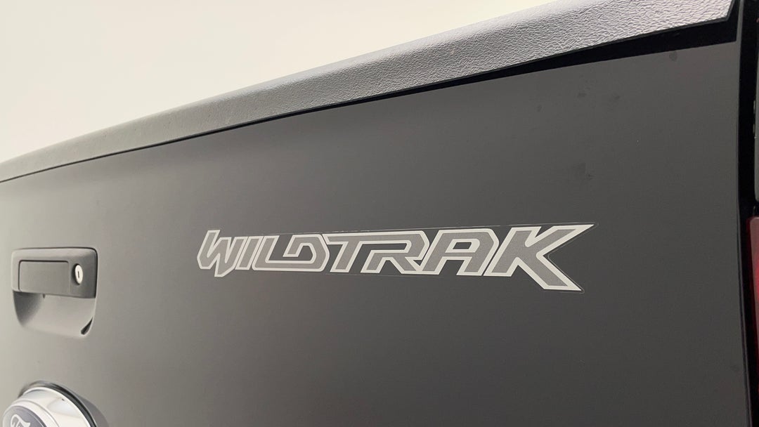 Badge (Boot Right Side)