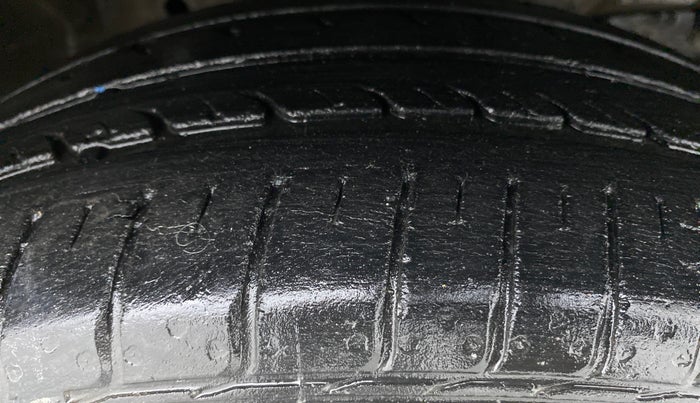 2016 Honda Jazz 1.2 S MT, Petrol, Manual, 39,670 km, Right Front Tyre Tread