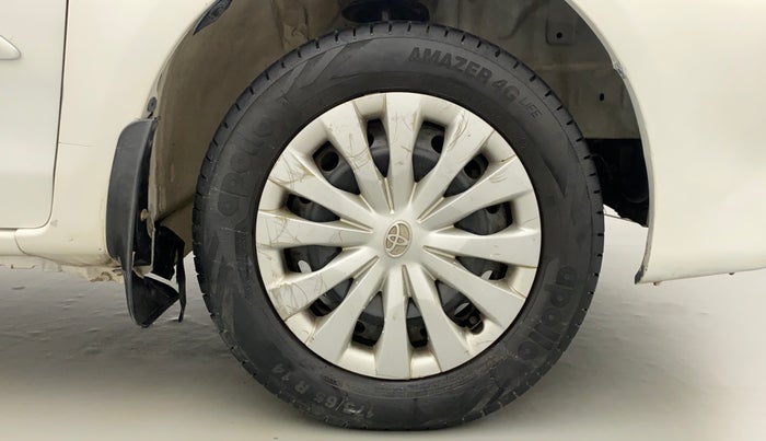 2011 Toyota Etios G, Petrol, Manual, 55,556 km, Right Front Wheel