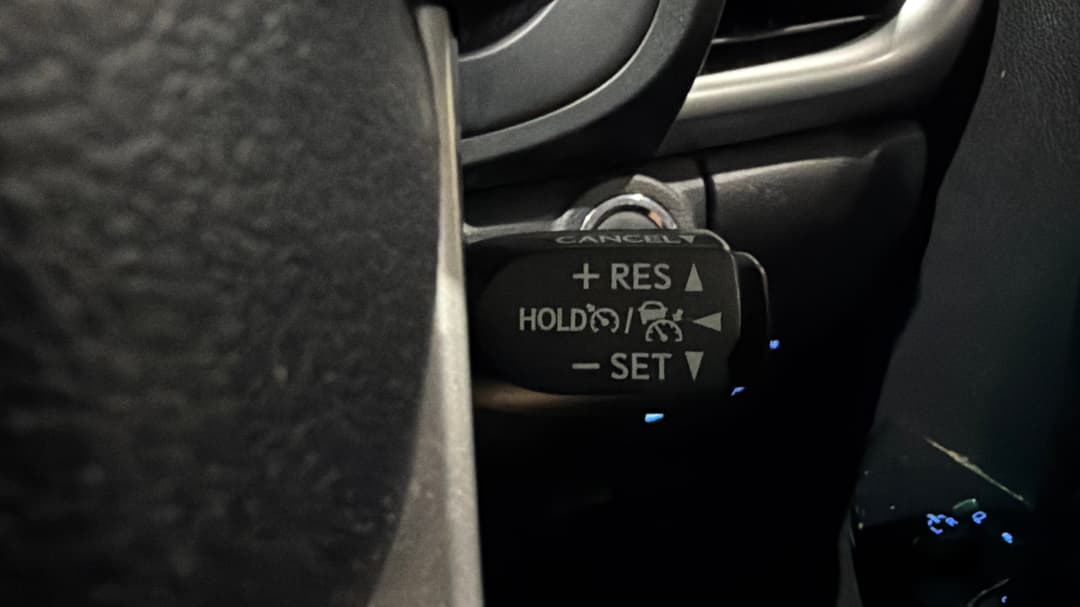 2023 Toyota Hilux Sr5 (4x4), Automatic, 89302 km, Cruise Control