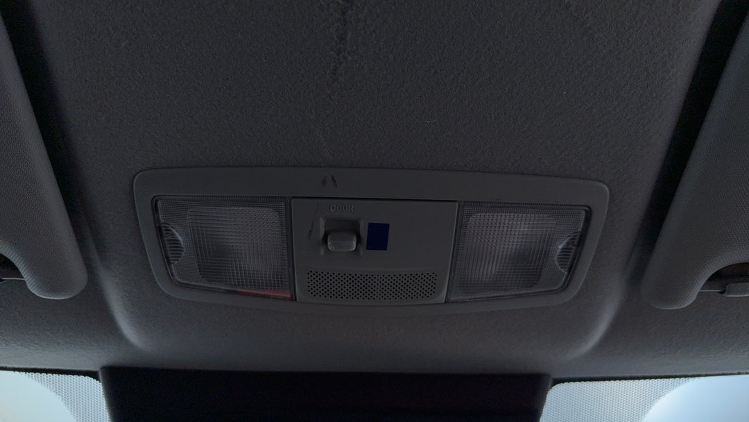 On-Roof Controls/Sunglass holder