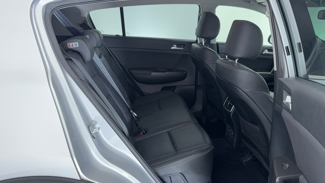 2019 Kia Sportage Sli (FWD), Automatic, 82881 km, Right Side Rear Door Cabin View