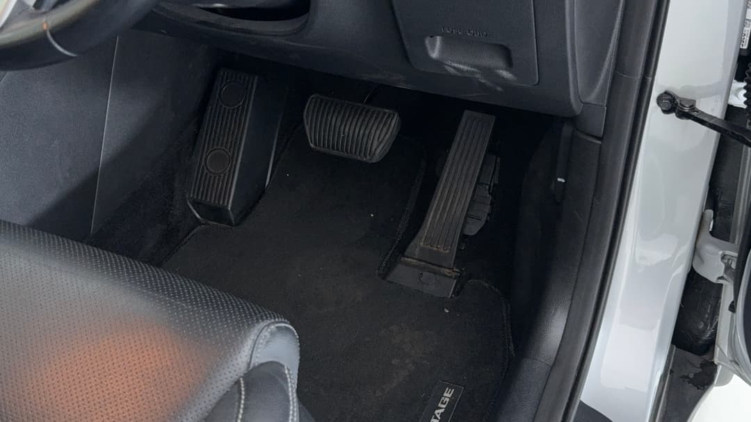 2019 Kia Sportage Sli (FWD), Automatic, 82881 km, Pedals and Footmat