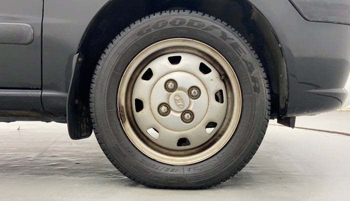 2007 Hyundai Santro Xing GLS, Petrol, Manual, 8,515 km, Right Front Tyre