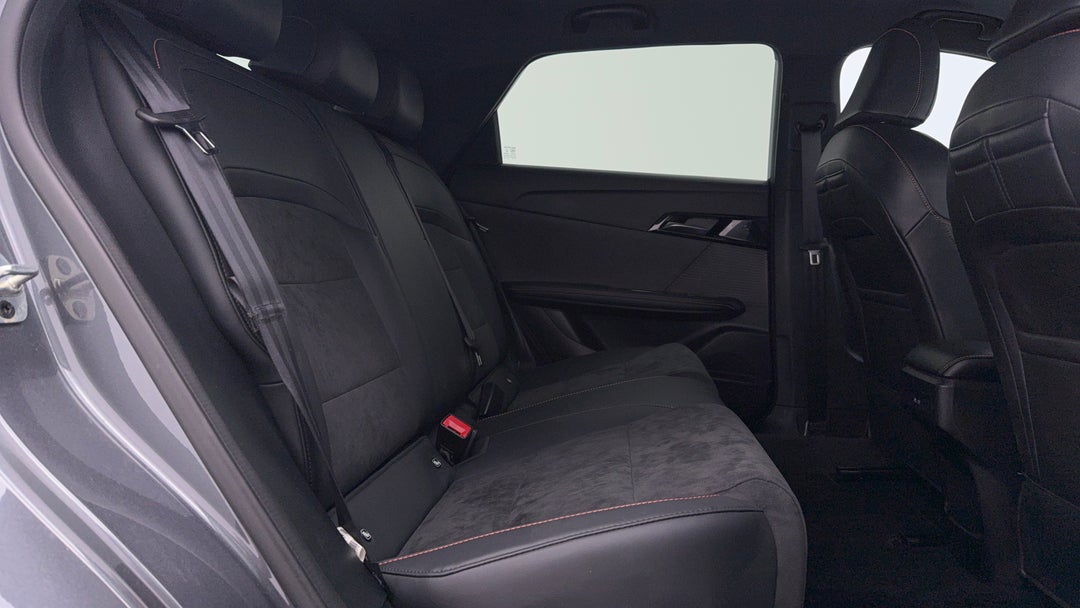 2023 MG Mg4 Xpower, Automatic, 21530 km, Right Side Rear Door Cabin View