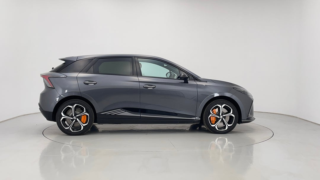 2023 MG Mg4 Xpower, Automatic, 21530 km, Right Side View