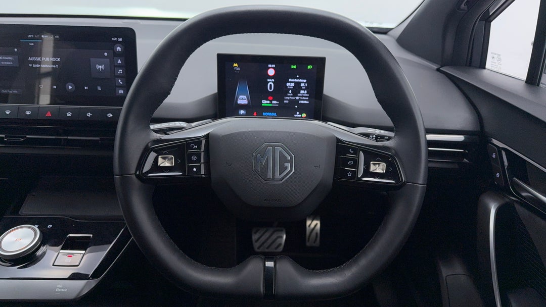 2023 MG Mg4 Xpower, Automatic, 21530 km, Steering Wheel Close-up